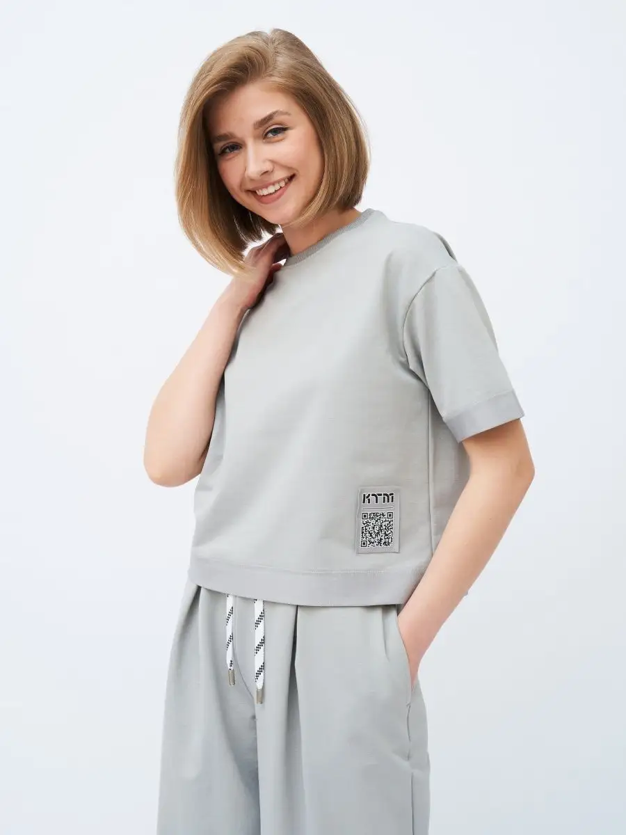 Костюм женский летний серый